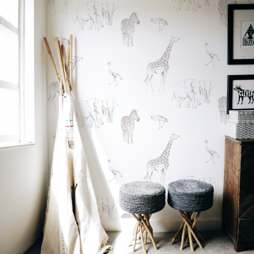 Animals of the savannah pattern wallpaper - Lulu au crayon collection - Acte-Deco